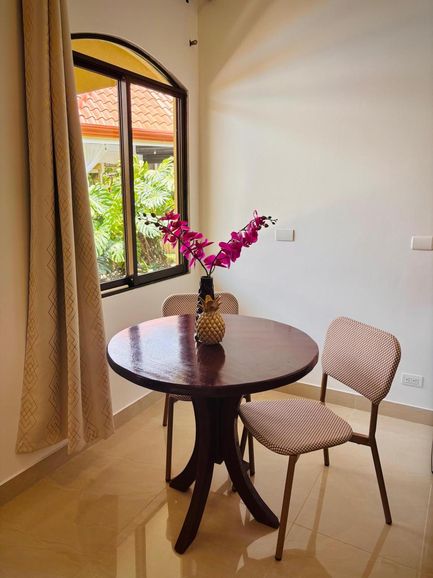 Las Brisas Resort And Villas Jacó Rom bilde